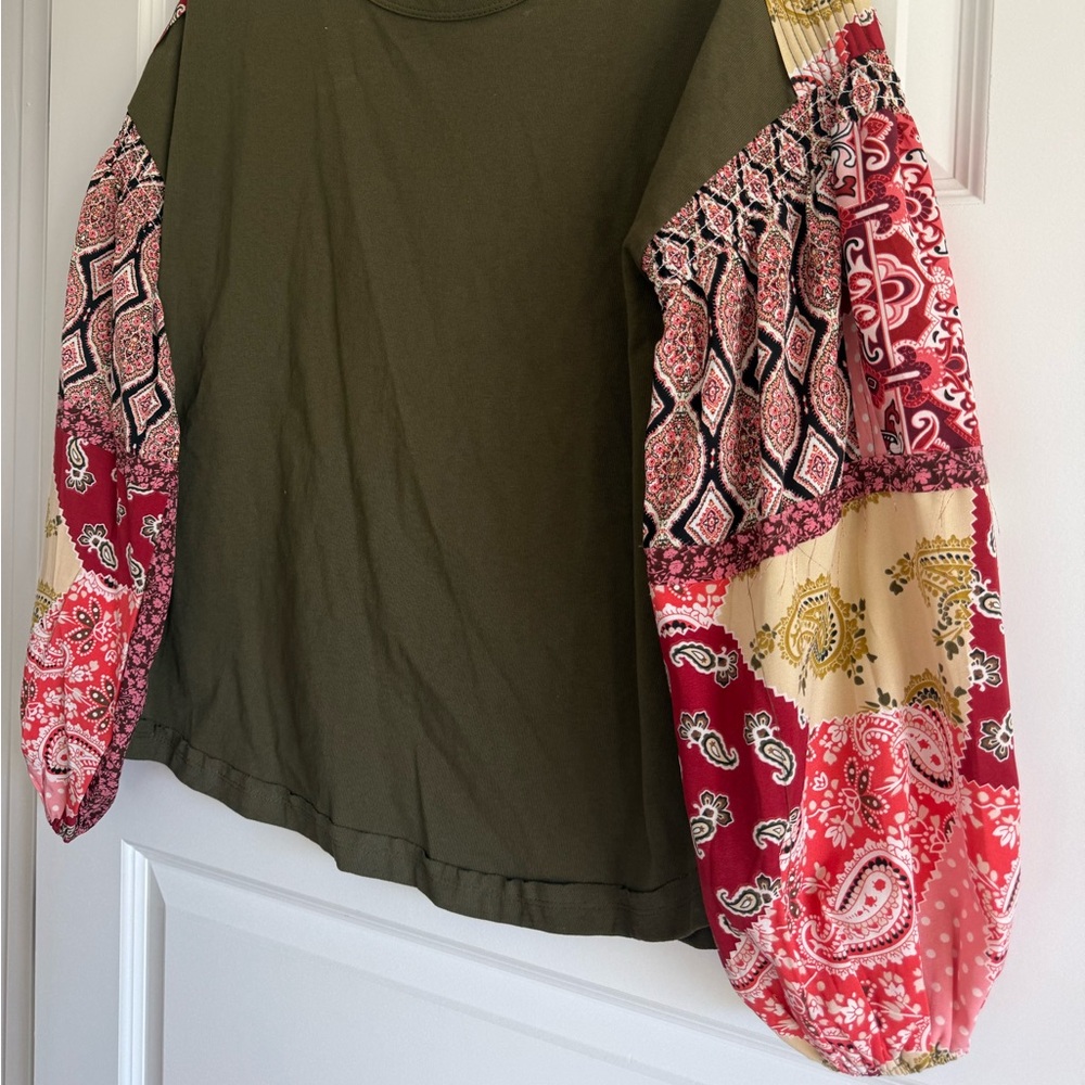 Easel Boho Olive Top Patchwork Balloon Sleeves NW… - image 3